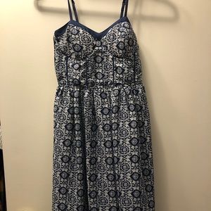 Blue and white pattern dress
